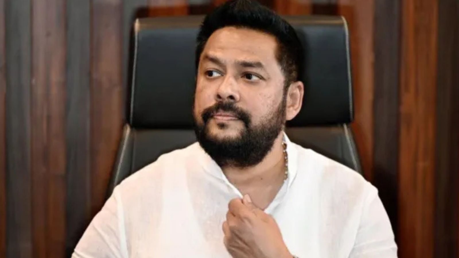 ಹಗರಣದಲ್ಲಿ ದೋಷಾರೋಪಣೆ ಮಾಡಿದ ನಾಗೇಂದ್ರನ ಸಂಪುಟ ಸ್ಥಾನದ ಬಗ್ಗೆ ಶಿವಕುಮಾರ್ರನ್ನು ತರಾಟೆಗೆ ತೆಗೆದುಕೊಳ್ಳುವ ಗುರಿಯನ್ನು ಬಿಜೆಪಿ ಹೊಂದಿದೆ.
