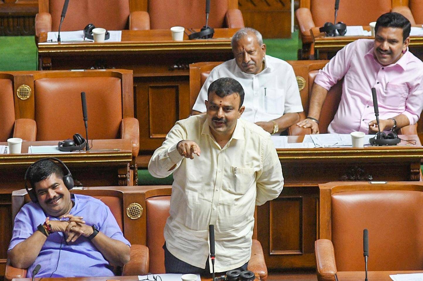 प्रस्तावित पार्किंग शुल्क जनविरोधी हैः भाजपा