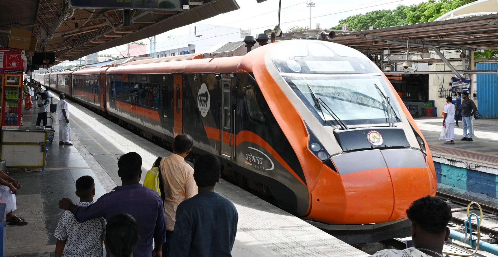 Onam rush in Bengaluru: Vande Bharat coaches doubled for Ernakulam