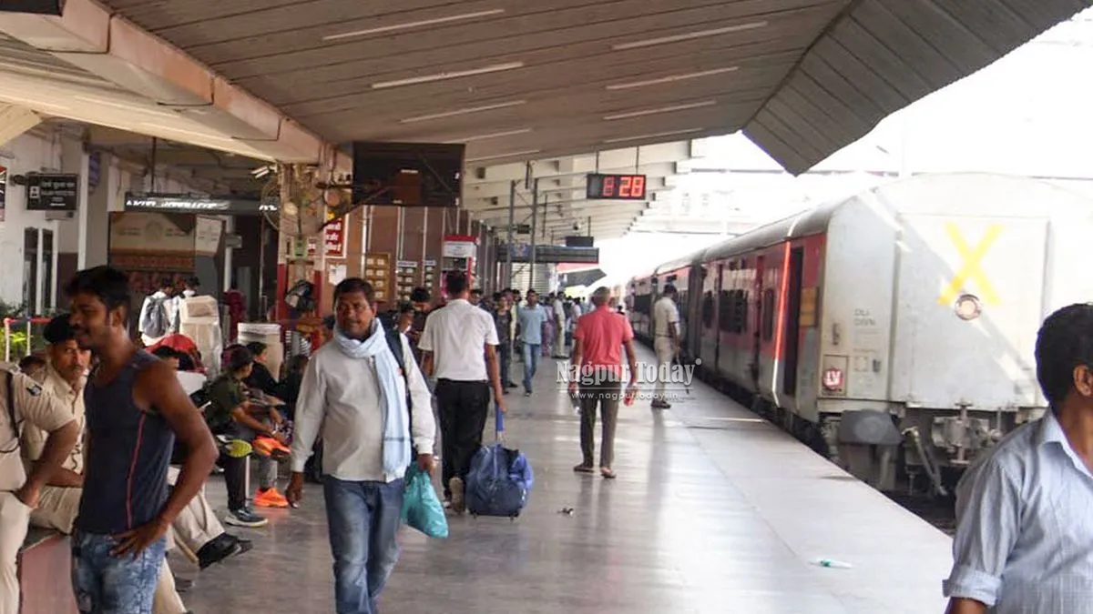 Expired products, non-permitted colours found in shops at Railway stations