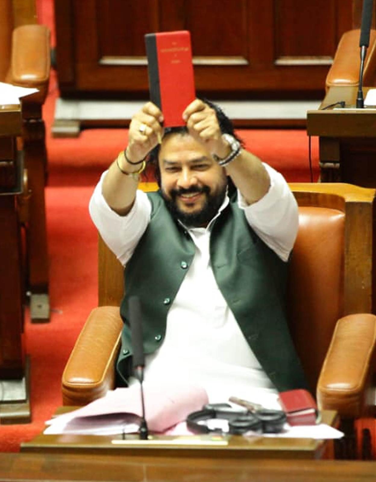 Post-monsoon session cabinet rejig could seal Nagendra’s fate