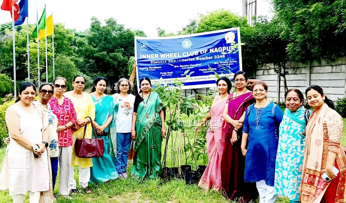 Inner Wheel Club of Nagpur Organises Tree Plantation Drive at Shrinivas Public School