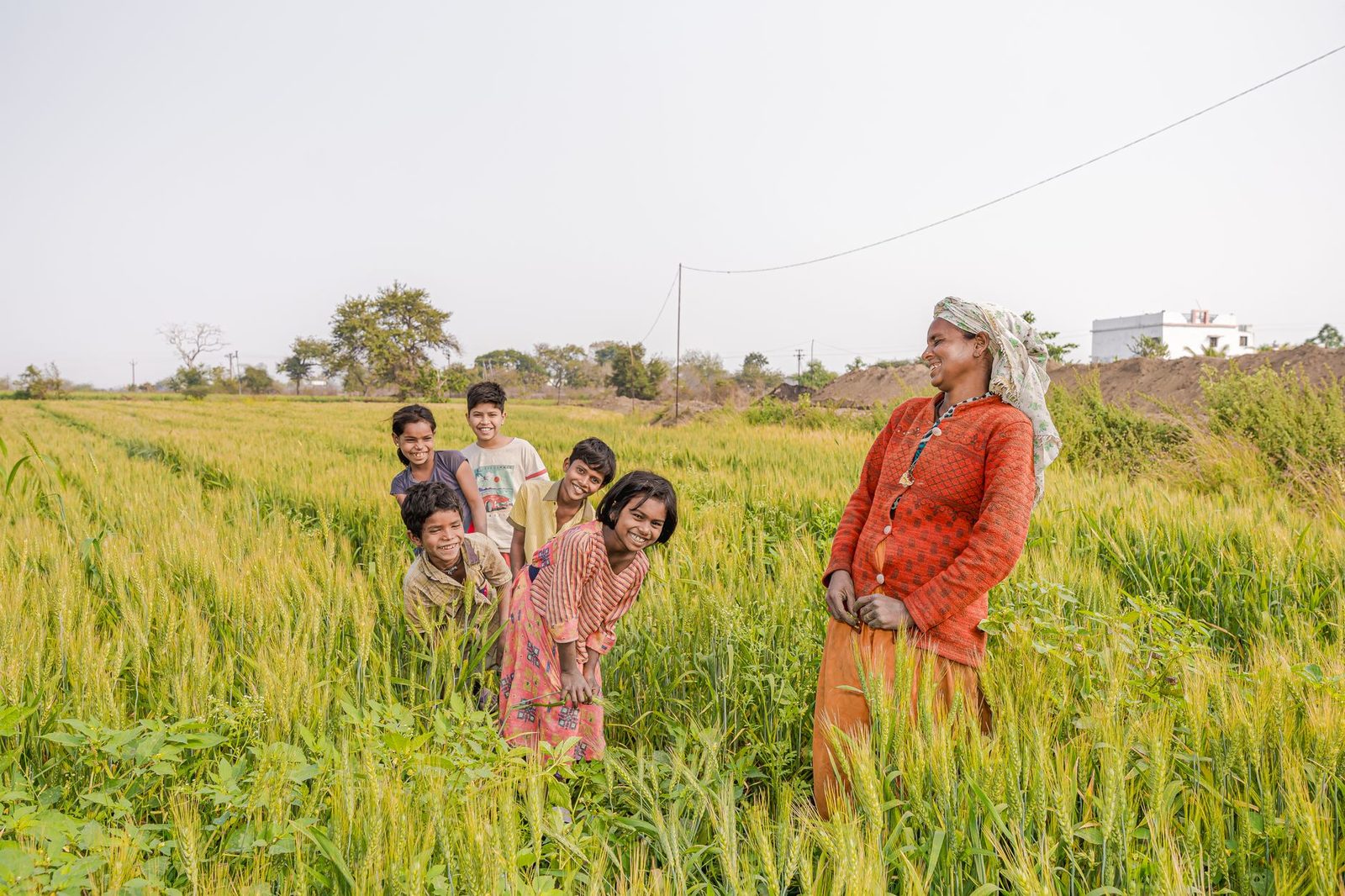आत्महत्याग्रस्त किसान परिवारों के बच्चों को हर महीने मिलेगी सीधी आर्थिक सहायता, विशेष मुहिम शुरू