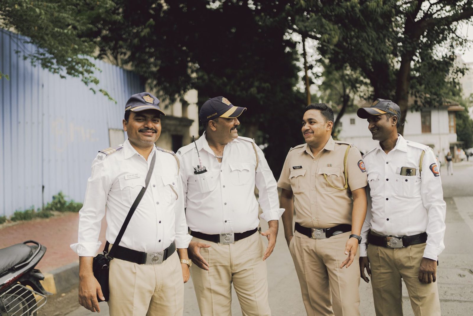 वाशिम में पुलिस की कोम्बिंग मुहिम, फरार 7 आरोपी धरे गए, हथियार और अवैध शराब जब्त