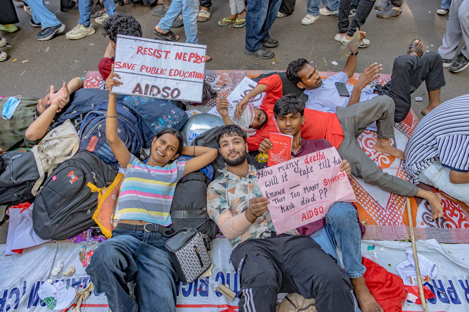 TISS में छात्र की मौत पर ABVP आक्रामक, इमरजेंसी मेडिकल सुविधा की मांग