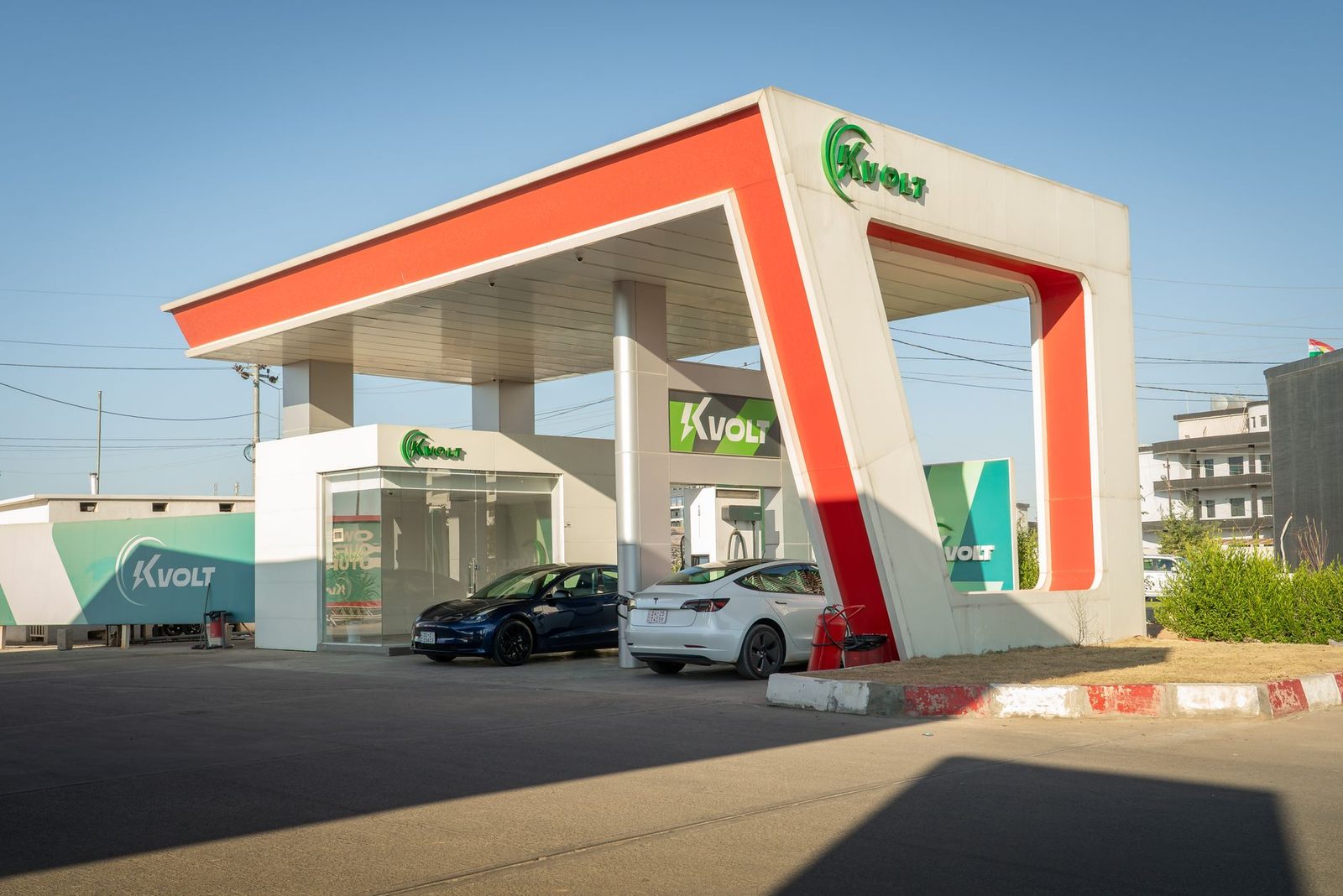 Electric car sales more than double hybrids in India in H1 2026
