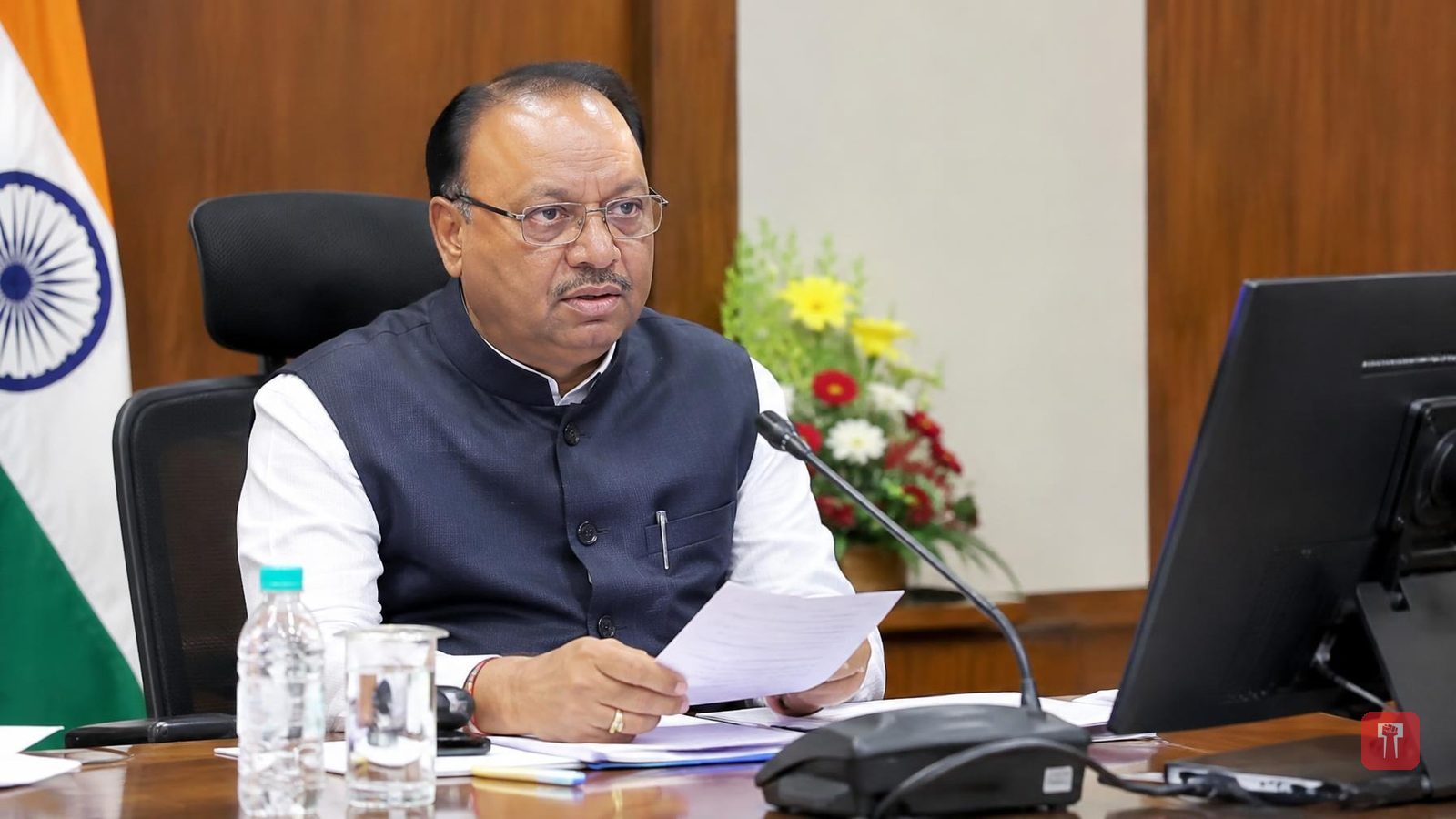 रेत लिलाव में अब ऑनलाइन पारदर्शिता, महसूल मंत्री बावनकुळे ने जारी किए नए नियम