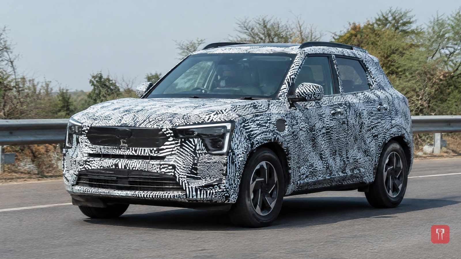 महिंद्रा की नई कॉम्पैक्ट SUV Vision S में मिलेगा ADAS और सनरूफ, कीमत 10 लाख से कम रहने का अनुमान