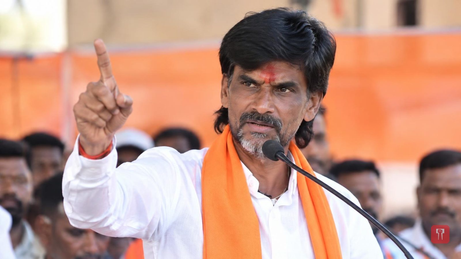 मोर्चा दौरान गोली चलाने की साजिश का दावा, जरांगे पाटील का शिंदे-फडणवीस पर निशाना