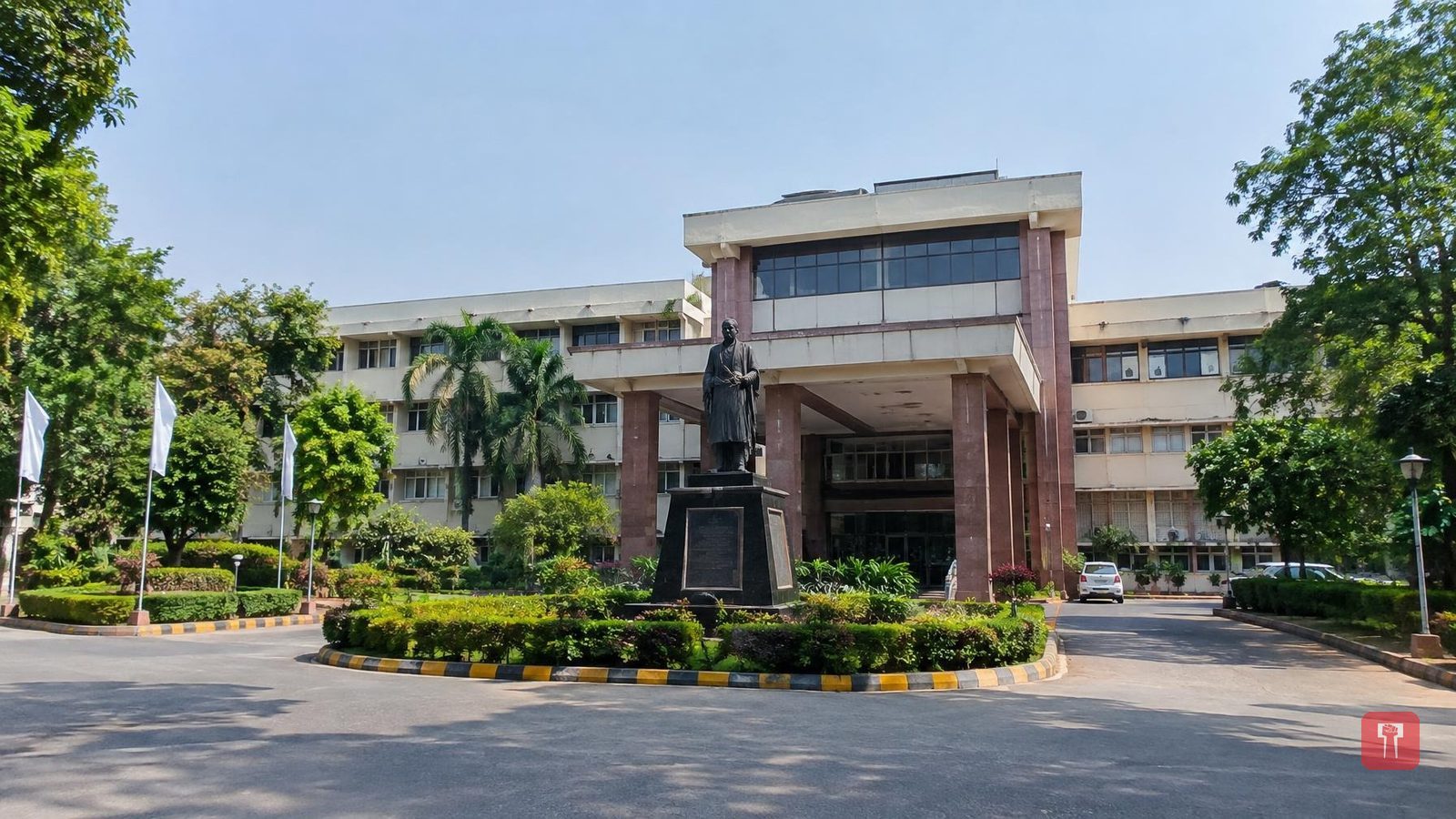 नागपूर विद्यापीठातील भरतीचा मार्ग मोकळा होणार, कुलगुरूंची चंद्रकांत पाटील यांच्याकडे मोठी मागणी