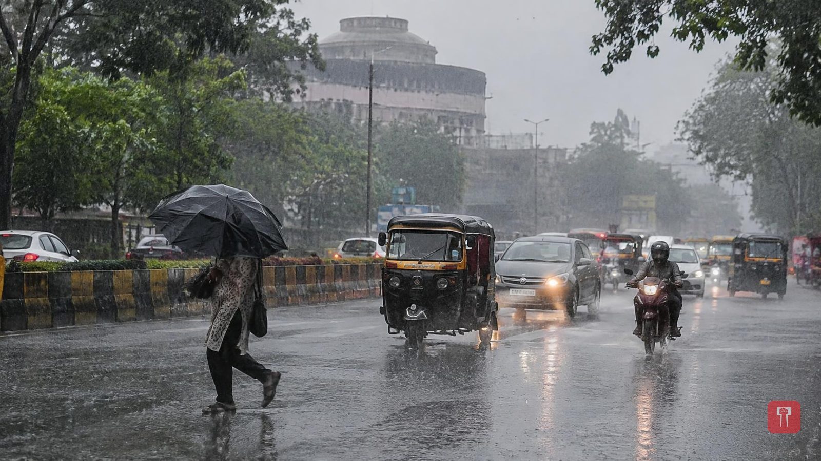 नागपुर में दोपहर बाद झमाझम बारिश, गर्मी से मिली राहत, पारा 5 डिग्री लुढ़का