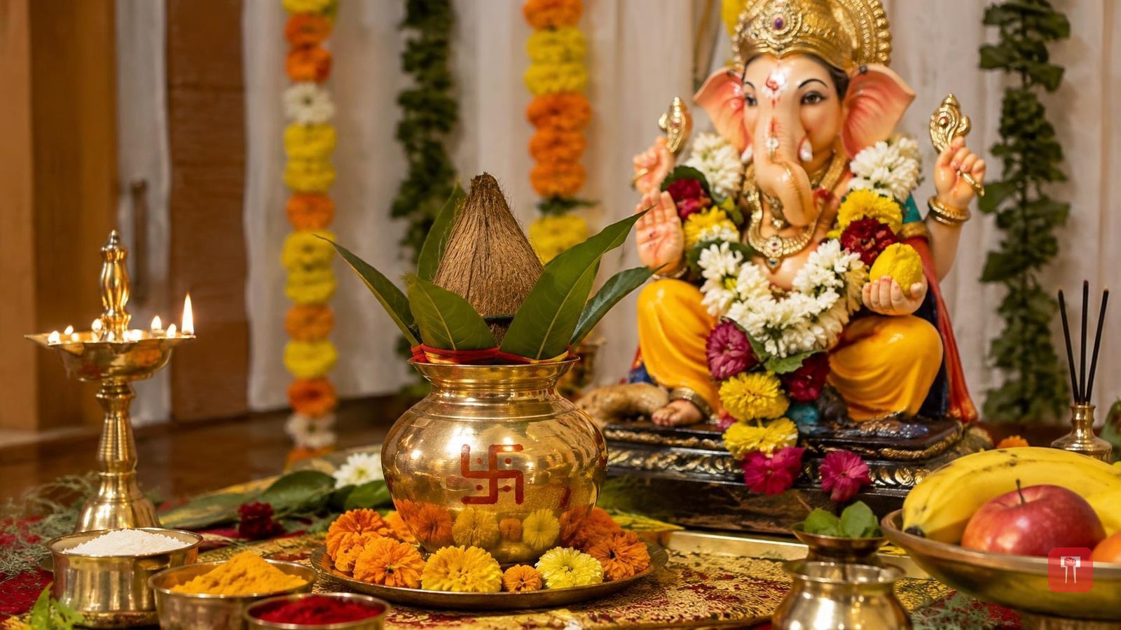गणपती बप्पा की स्थापना में कलश क्यों रखा जाता है, जानिए इसमें क्या-क्या डाला जाता है