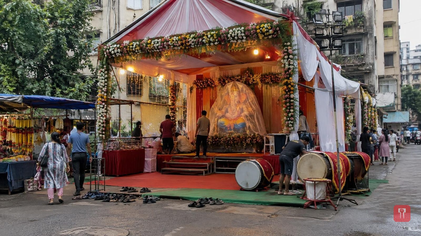 गणेशोत्सव 2026: बाप्पा के स्वागत और विसर्जन के लिए बॉलिवुड के ये 10 गाने जरूर सुनें