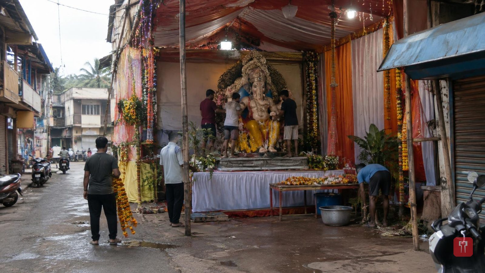 रत्नागिरी में गणेशोत्सव की धूम, मुंबई-पुणे से लाखों चाकरमानी गांव लौटे