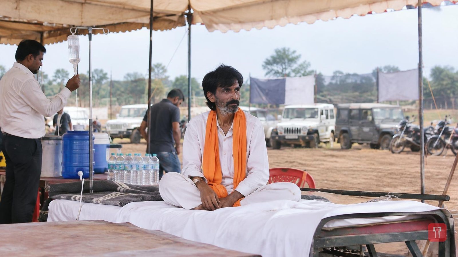 मराठा आरक्षण आंदोलन: जरांगे पाटील अकेले मुंबई जाएंगे, दंगा कराने की साजिश का आरोप