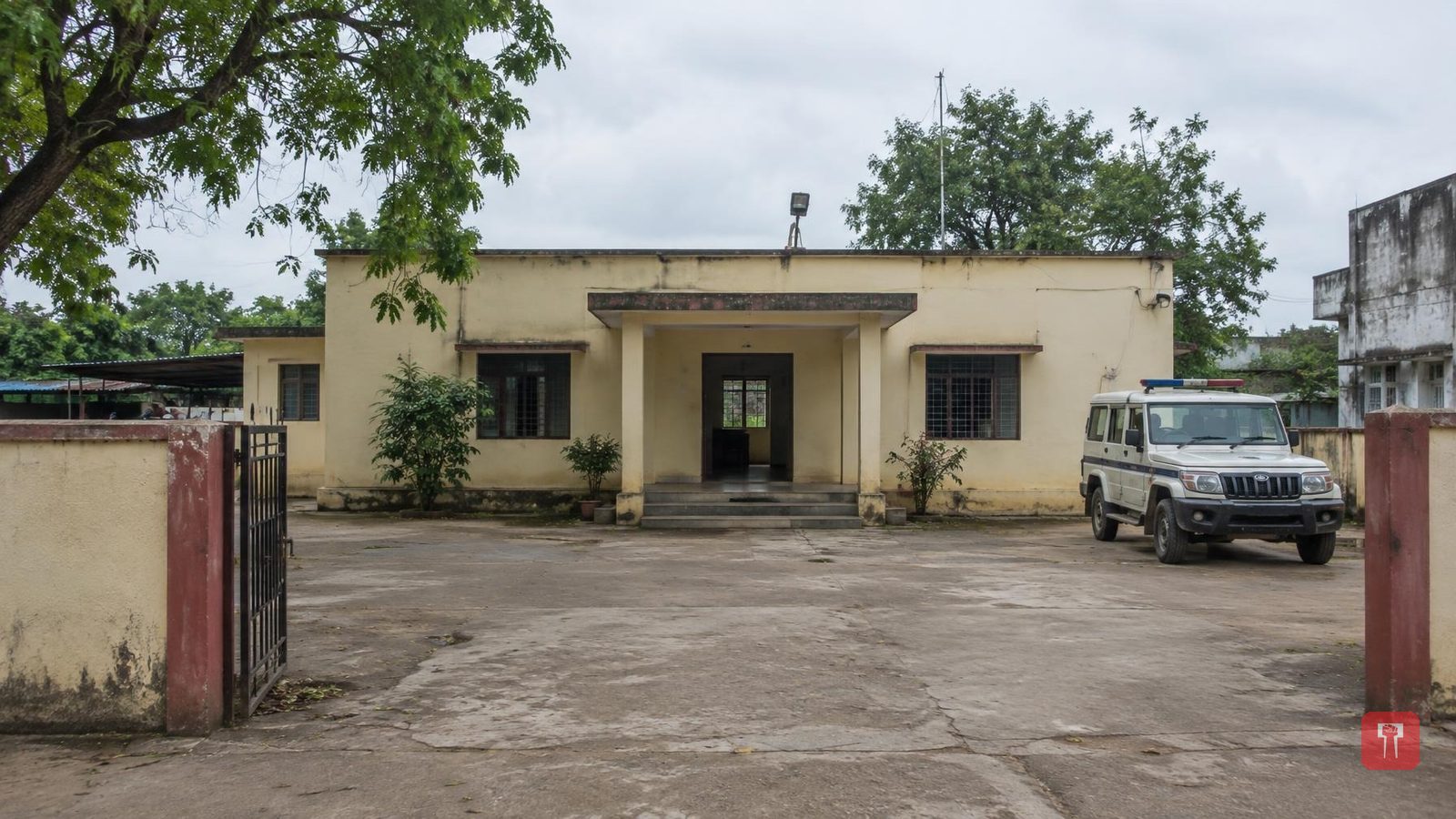 राजुरा में घर के सामने से चोरी हुई बुलेट वर्धा में बरामद, आरोपी गिरफ्तार