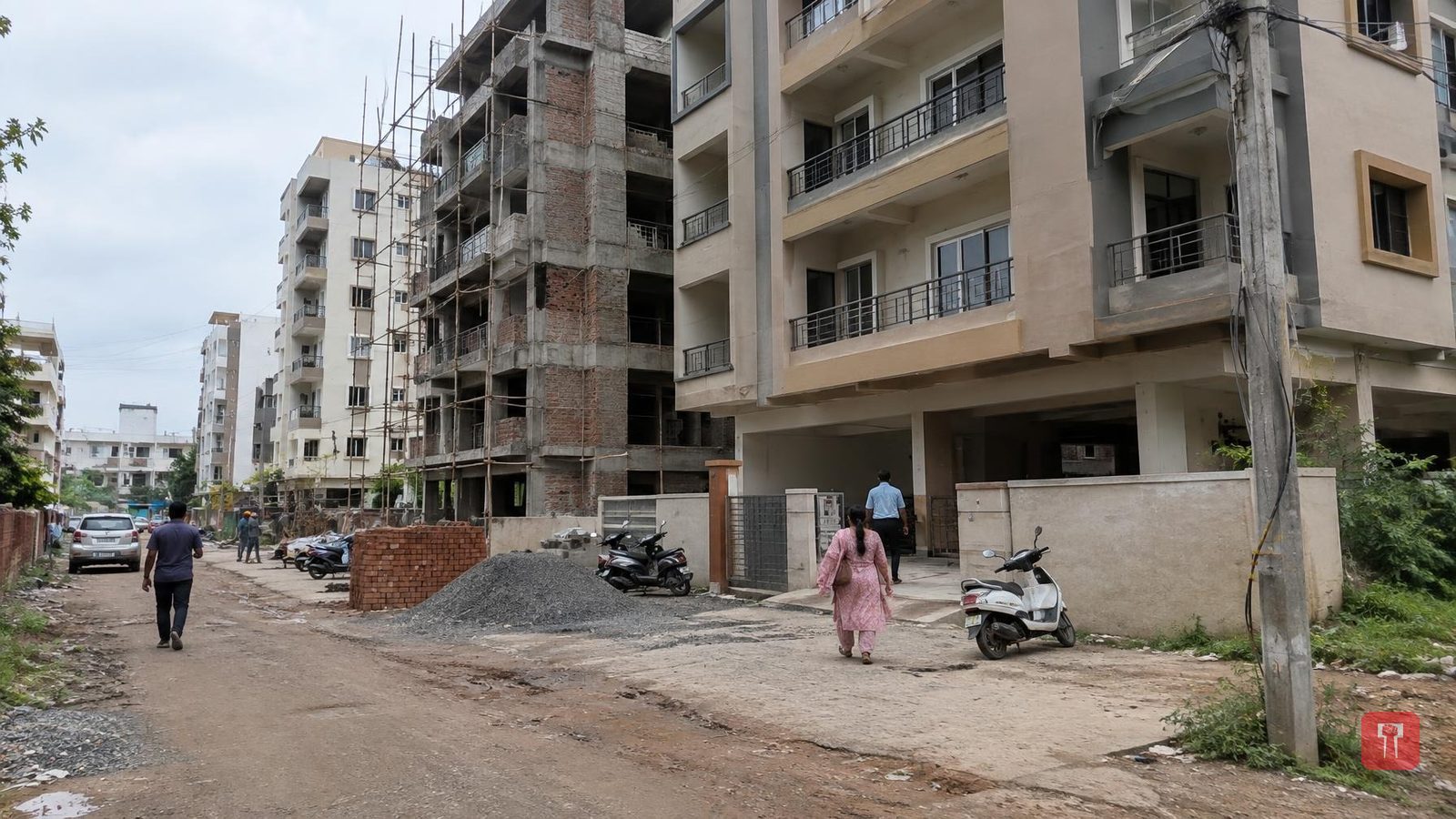 विरार में बनावटी परमिशन पर इमारतें, महारेरा रजिस्ट्रेशन बिना फ्लैटों की बिक्री और रजिस्ट्री