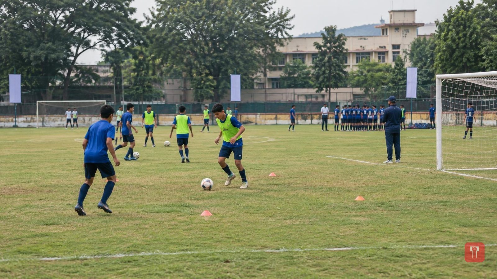 फुटबॉलप्रेमींसाठी पर्वणी! पुण्यात रंगणार 'लोयोला कप २०२६', कोणते संघ आमनेसामने?